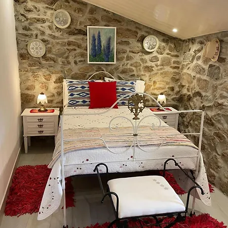 Casas Do Lobo * Tarouca