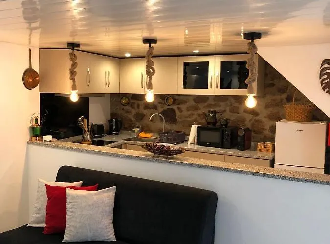 Casas Do Lobo * Tarouca